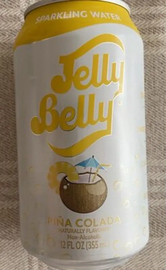 SPARKLING WATER (PIÑA COLADA)