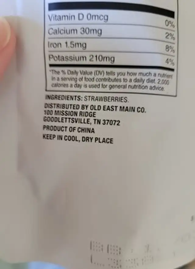 Freeze-Dried strawbarry crisps ingredients label