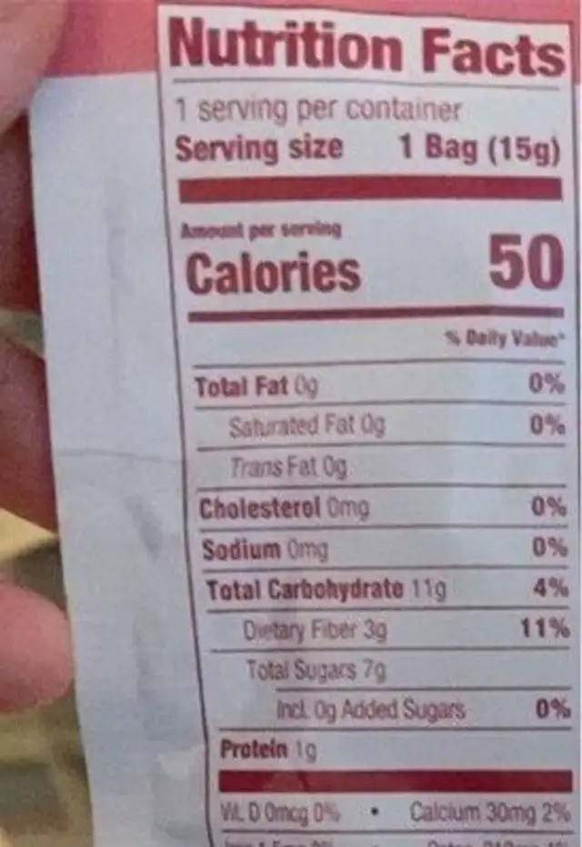 Freeze Dried Strawberries Crisps nutrition facts table