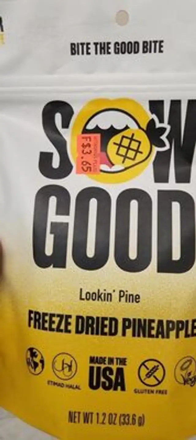 Freeze dried pineapple