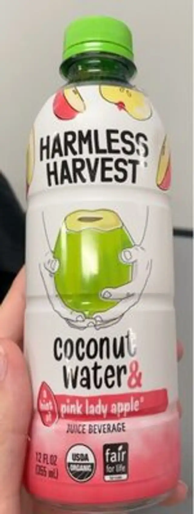 coconut water&pink lady apple