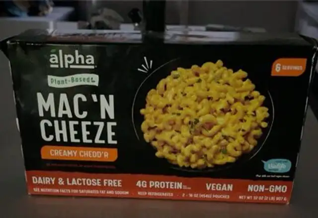 Mac N Cheeze
