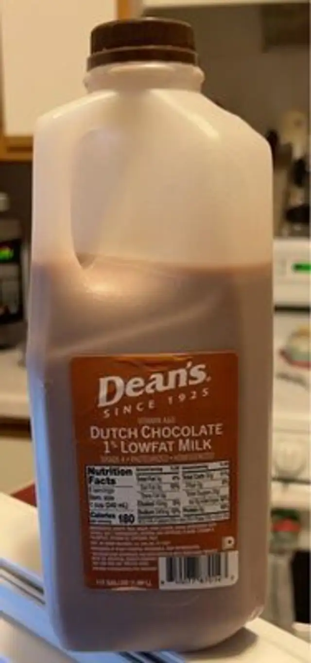 Dean’s Dutch Chocolate 1% Milk