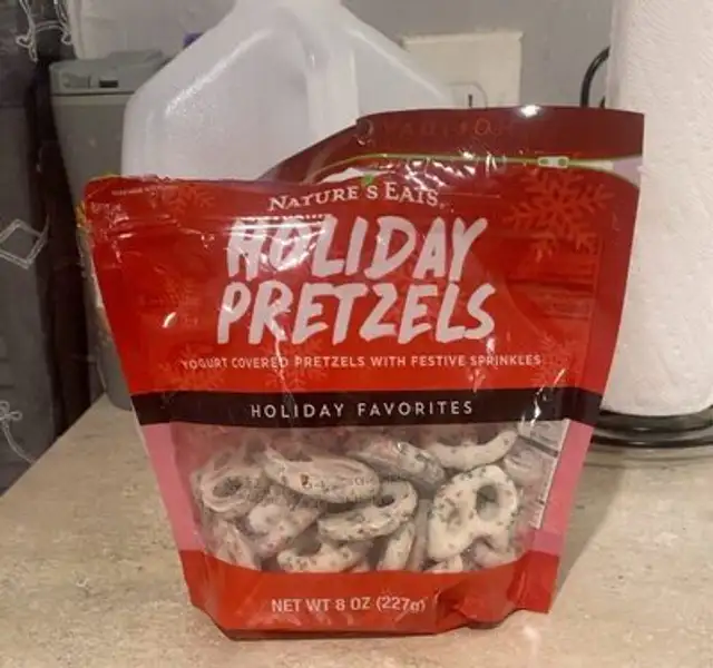 Holiday Pretzels