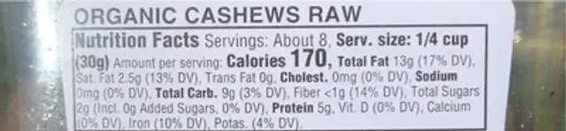 Organic Cashews Raw nutrition facts table