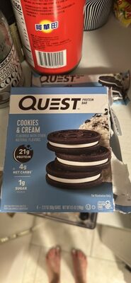 Cookies & Cream Protein Bar