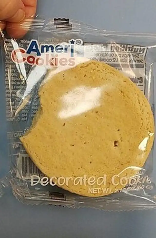 Decorated cookie