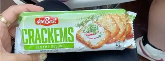 Crackers sesame seeds