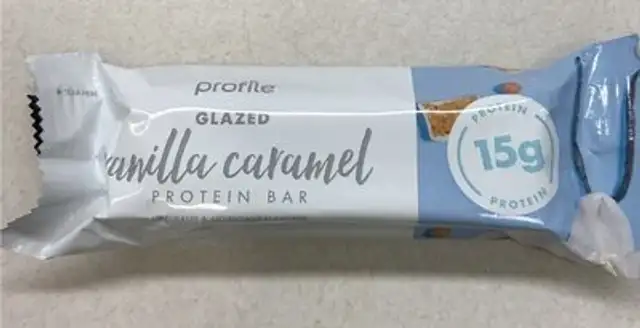 Vanilla caramel protein bar