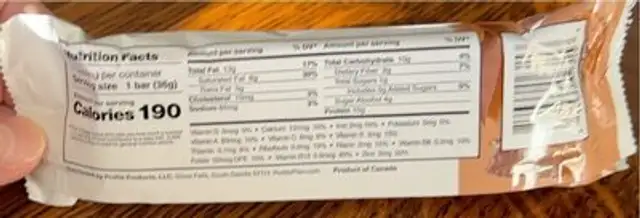 Chocolate peanut butter wafer protein bar nutrition facts table