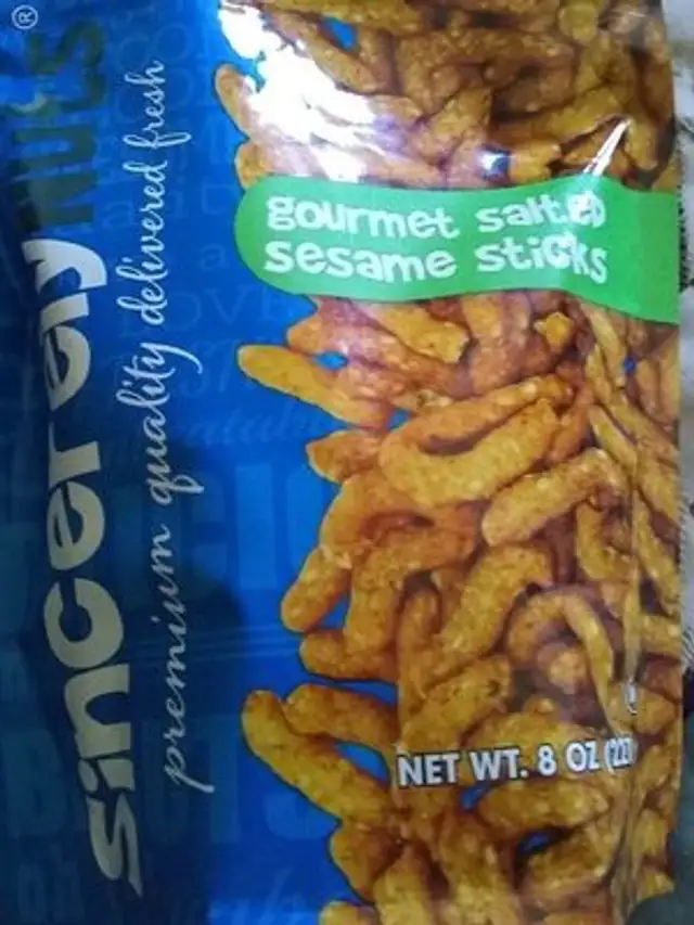 Gourmet salted sesame sticks