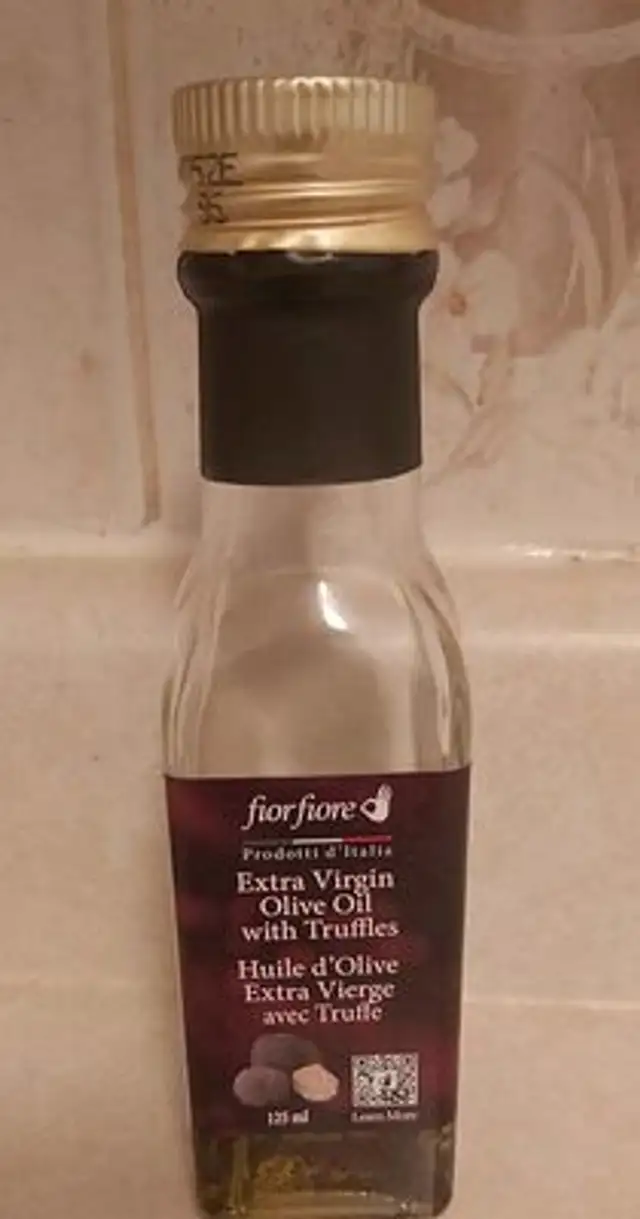 Extra virgin olive oil with truffles