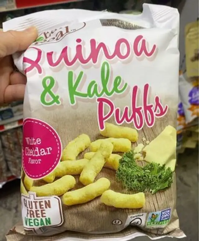 Quinoa and kale puff