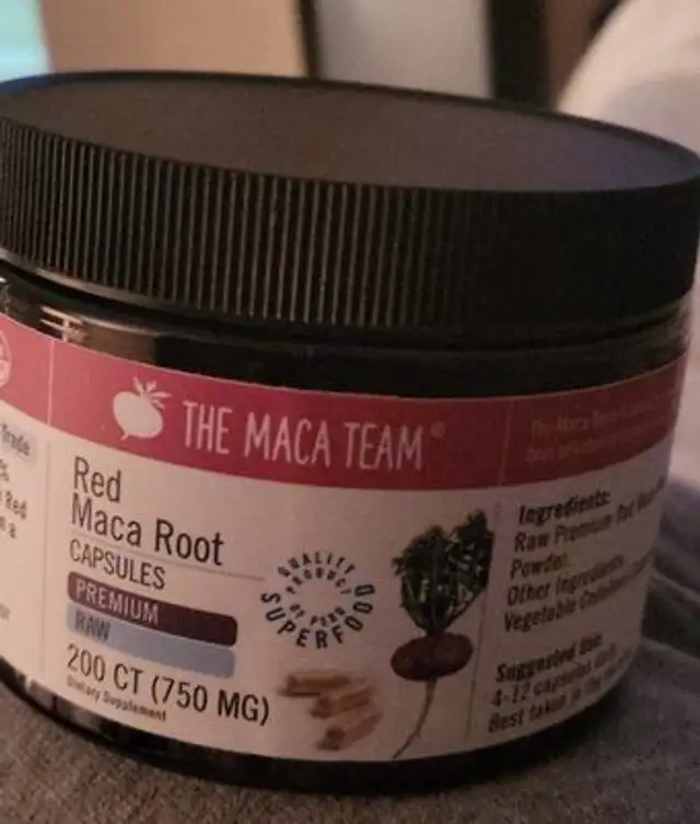 Red maca capsules