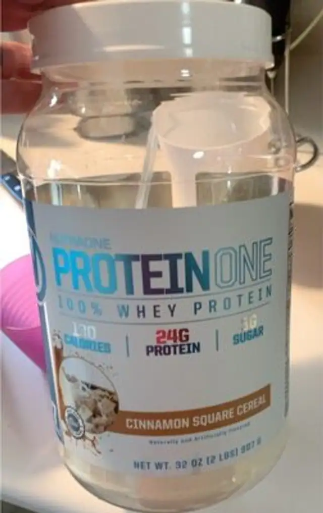 Protein : cinnamon square cereal