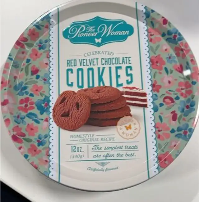 Red velvet chocolate cookies