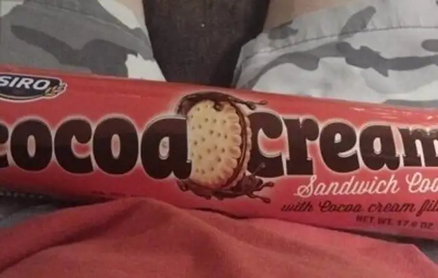 Cocoa cream sandwich cookies nutrition facts table