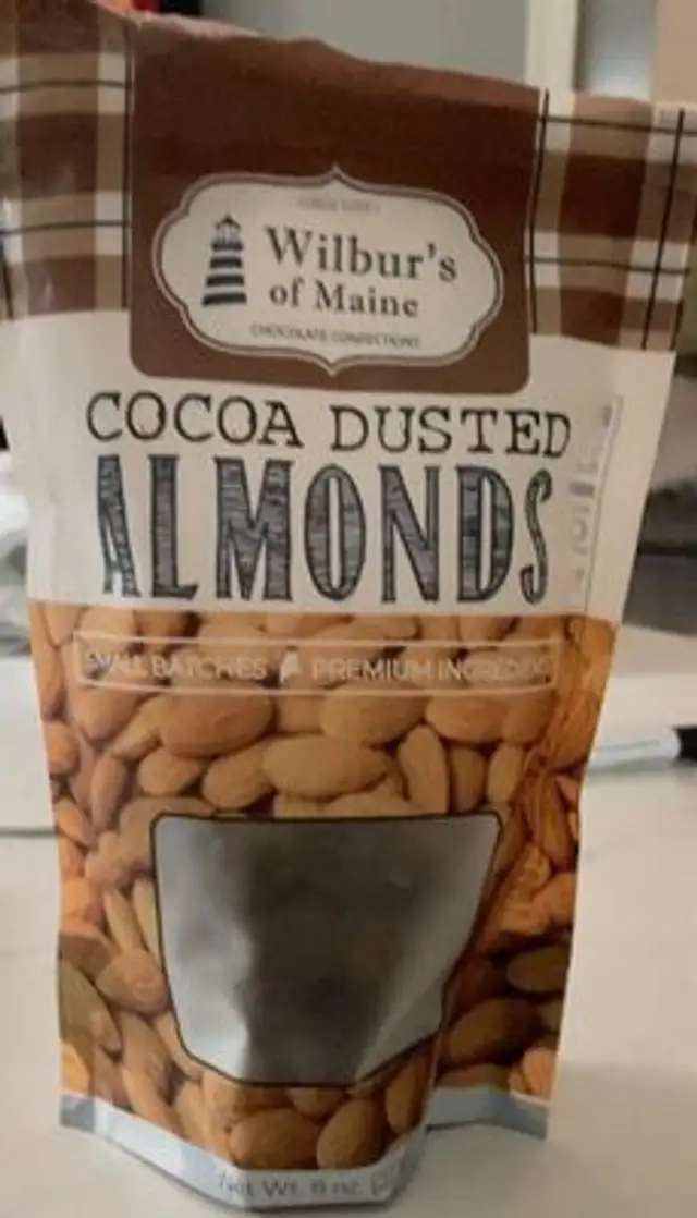 COCOA DUSTED ALMONDS