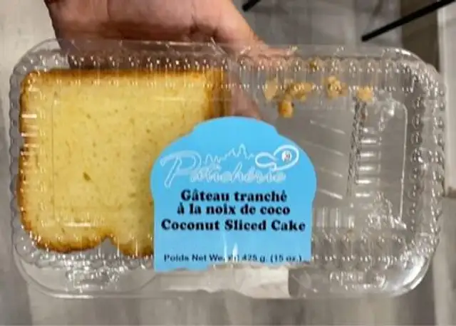 Gâteau tranché à la noix coco coconut sliced cake