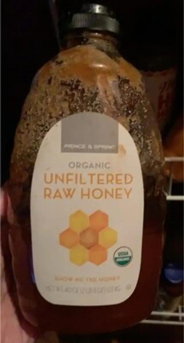 Organic unfiltered raw honey