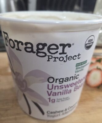 Organic plant based cashewmilk yogurt