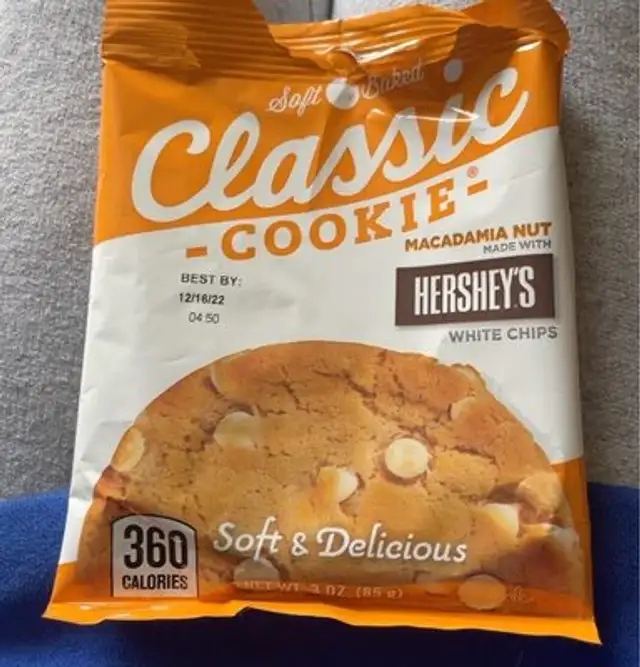 soft baked Macadamia Nut made with Hershey's® White Chips