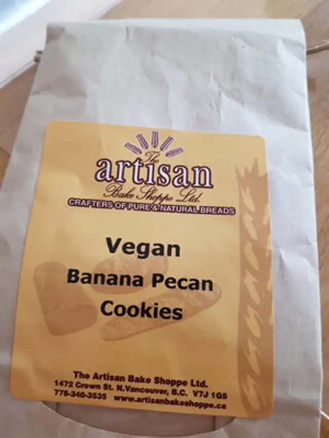 Vegan Banana Pecan Cookies