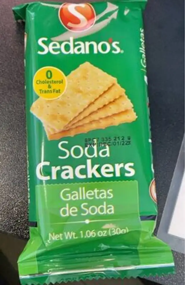 Soda crackers