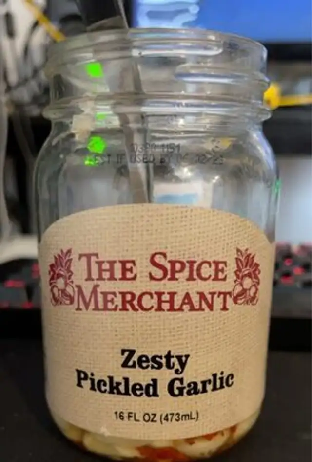 Zesty pickled garlic