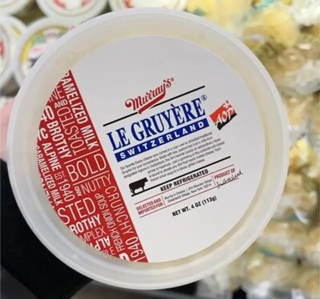 Le gruyere switzerland shredded cheese