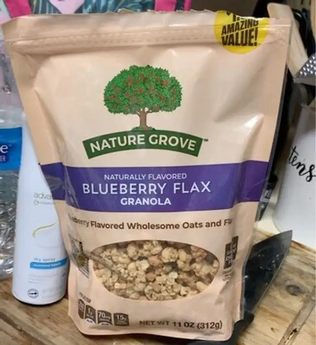 Blueberry flax granola