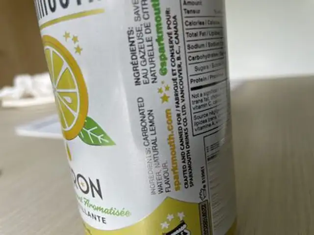 Lemon naturally flavoured spring water ingredients label