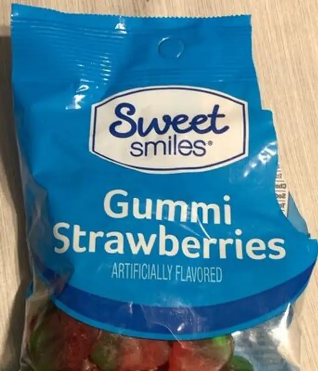 Gummi strawberries