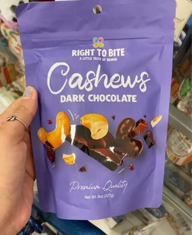 Dark Chocolate Cashews