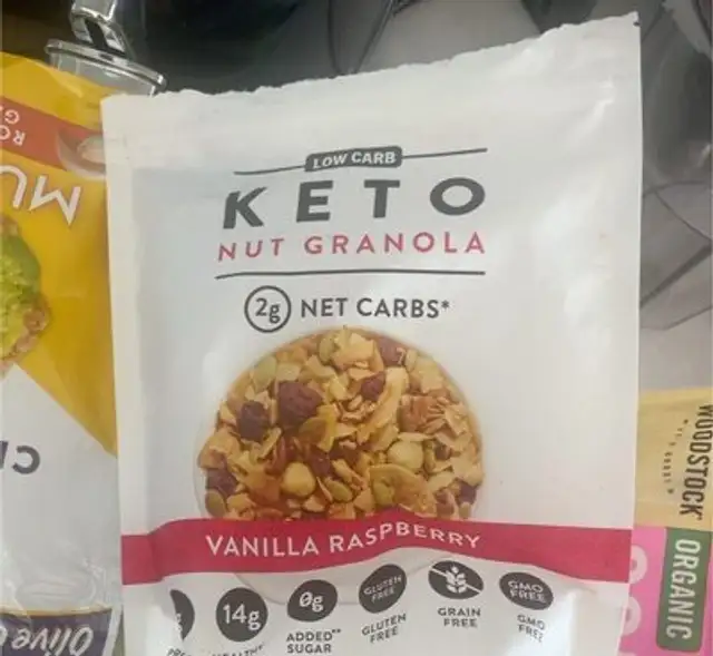 Keto nut granola