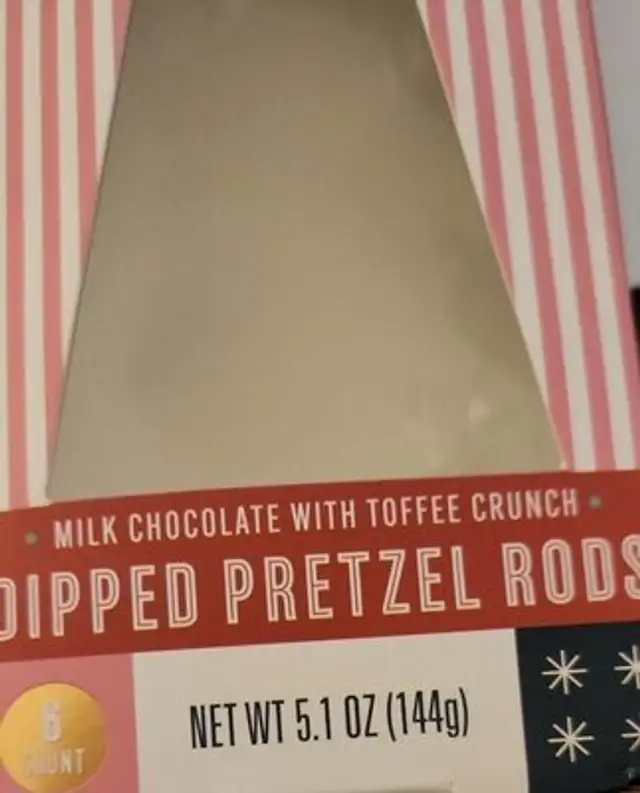 Dipped pretzel rods