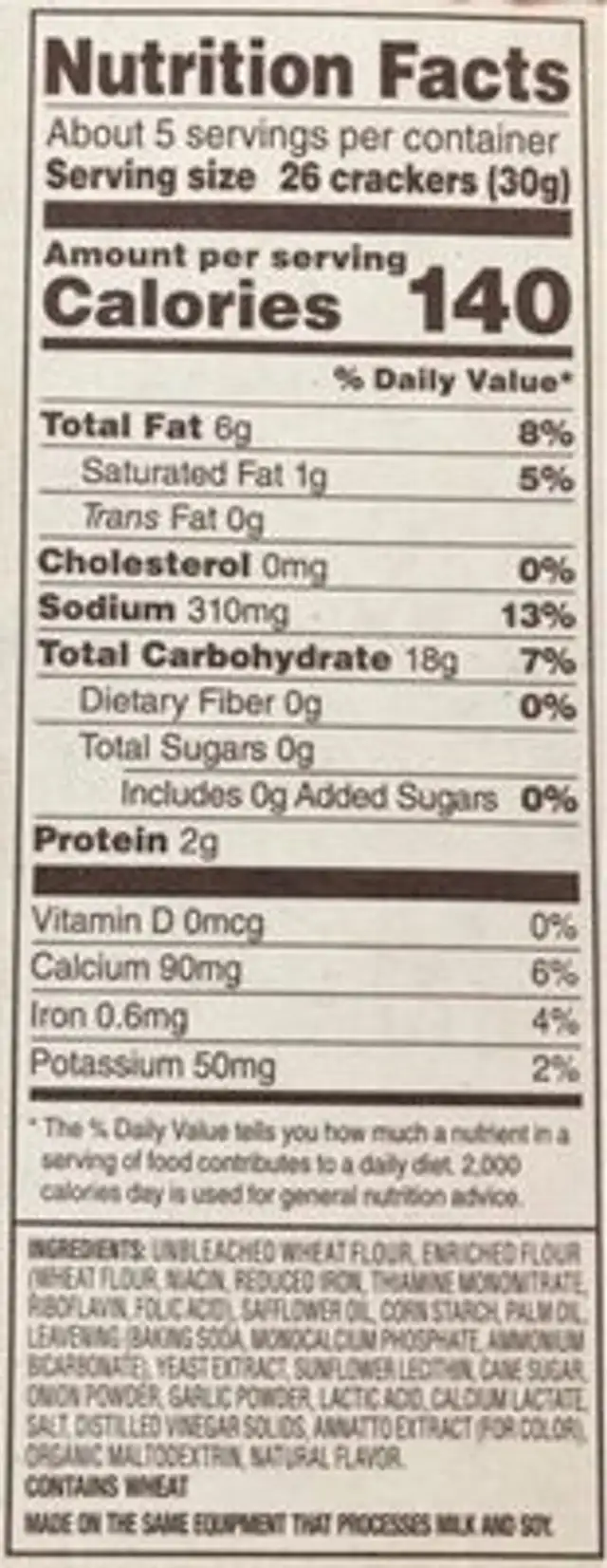 Cheddalicious Cheese Flavored Crackers nutrition facts table