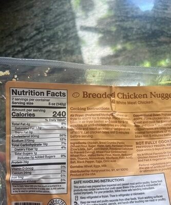 Breaded chicken nuggets