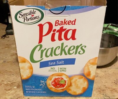 Baked pita crackers