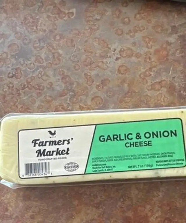 Garlic and onion cheese front packaging