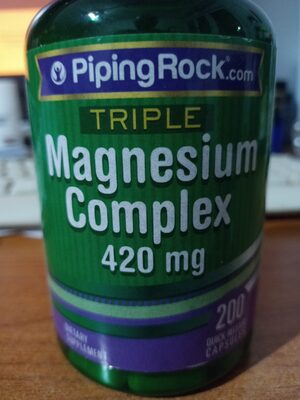 Triple magnesium complex
