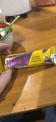 caramel chocolate protein bar