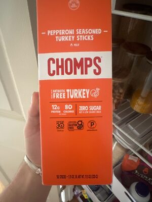 Pepperoni seasoned turkey sticks