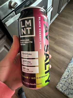 Sparkling Electrolyte Water - Black Cherry Lime