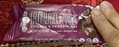Chocolate brownie flavored vitamins and protein bar