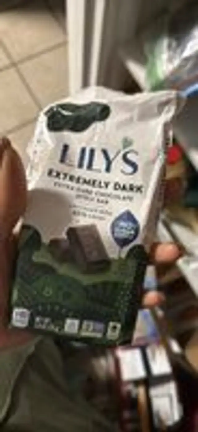 EXTREMELY DARK EXTRA DARK CHOCOLATE STYLE BAR