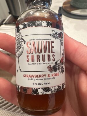 Strawberry & Rose Shrub front packaging