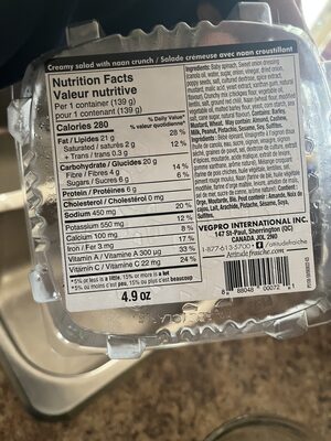 Creamy salad with naan crunch