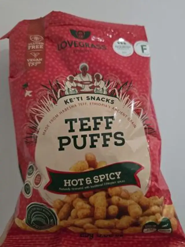 Teff puffs hot & spicy