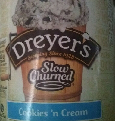 Slow Churned Cookies'n Cream Ice Cream front packaging